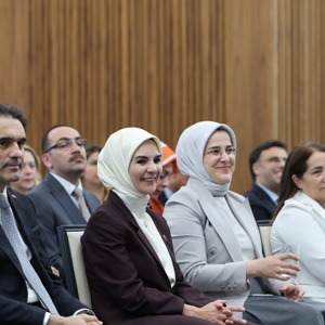 Bakanımız Göktaş, "Veriden Vizyona Üç Kuşak Türkiye" araştırmasına ilişkin düzenlenen programda konuştu - fotoğraf 3