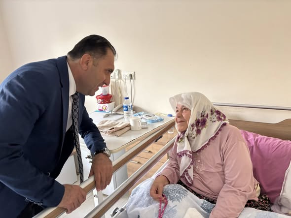 İl Müdürümüz İlkay Türkoğlu, Sultanhisar Huzurevimizde Kalan Bedensel Engelli Yaşlılarımızı Ziyareti