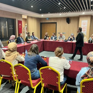 “Gelişimsel Yaklaşımlar ve Aile Yaşam Döngüsü” Hizmet içi Eğitimi Düzenlendi - fotoğraf 1
