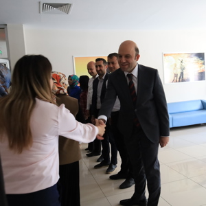  Erzincan Aile Ve Sosyal Hizmetler İl Müdürlüğü Görevine Atanan İl Müdürümüz Sayın Abdulhalim Ünalan, Göreve Başlamasının Ardından Müdürlüğümüzde Görev Yapan Kıymetli Çalışma Arkadaşlarımızla Bir Araya Geldi. - fotoğraf 4