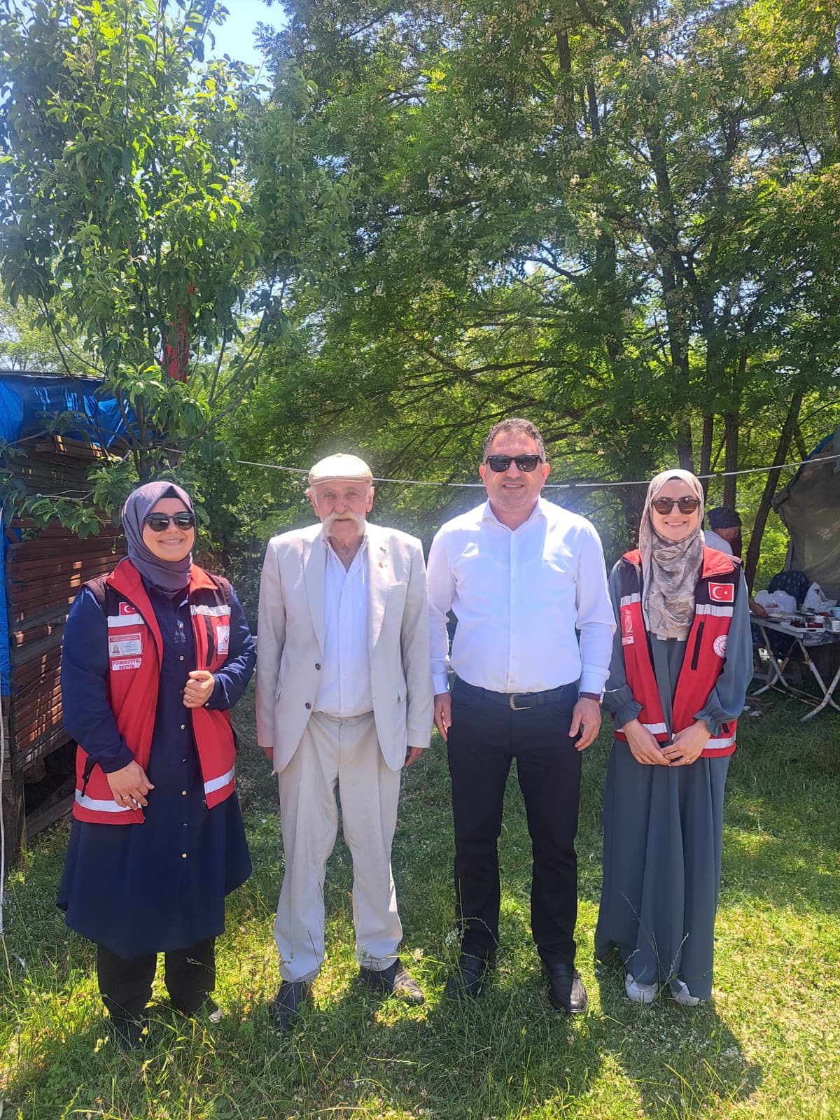 Kıbrıs Gazimiz İbrahim Han ve Ailesi Ziyaret Edildi.