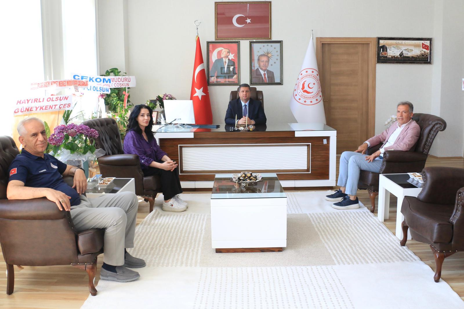 BEYAZAY YÖNETİMİNDEN İL MÜDÜRÜMÜZ SERDAR DEMİRCİ'YE HAYIRLI OLSUN ZİYARETİ