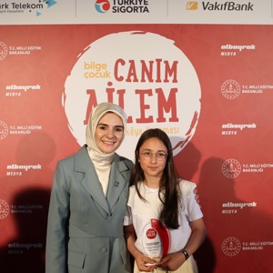 Bakanımız Göktaş, "Bilge Çocuk Canım Ailem Kısa Hikaye Yarışması" Ödül Töreni'ne katıldı - fotoğraf 5