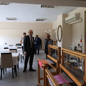İl Müdürümüz Sayın Abdulhalim Ünalan , İl Müdürlüğümüze bağlı 100. Yıl Atatürk Huzurevi ve Yaşlı Bakım Rehabilitasyon Merkezini ziyaret ederek incelemelerde bulundu. - fotoğraf 6