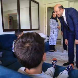 Erzincan Aile ve Sosyal Hizmetler İl Müdürlüğü görevine başlayan İl Müdürümüz Sayın Abdulhalim Ünalan, göreve başlamasının ardından Çocuk Evleri Sitesini ziyaret etti. - fotoğraf 2