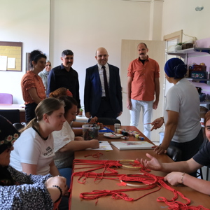 Erzincan Aile Ve Sosyal Hizmetler İl Müdürlüğü Görevine Başlayan İl Müdürümüz Sayın Abdulhalim Ünalan, Göreve Başlamasının Ardından Engelsiz Yaşam Bakım, Rehabilitasyon Ve Aile Danışma Merkezimizi Ziyaret Etti. - fotoğraf 2