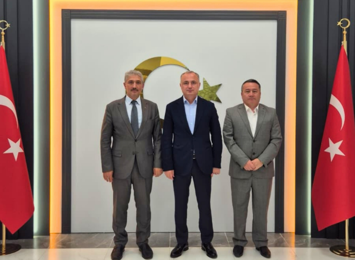 Sürmene Kaymakamı Mehmet Ali Öztürk Ve Araklı Kaymakamı Mehmet Ali Uzun Makamında Ziyaret Edildi.