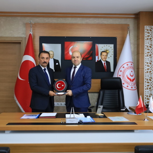  Türk Sağlık-Sen Erzincan Şube Başkanı Sayın Ahmet Han Gülırmak Ve Beraberindeki Yönetim Kurulu Üyeleri, İl Müdürümüz Sayın Abdulhalim Ünalan’ı Makamında Ziyaret Etti. - fotoğraf 2
