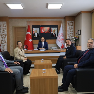  Türk Sağlık-Sen Erzincan Şube Başkanı Sayın Ahmet Han Gülırmak Ve Beraberindeki Yönetim Kurulu Üyeleri, İl Müdürümüz Sayın Abdulhalim Ünalan’ı Makamında Ziyaret Etti. - fotoğraf 1