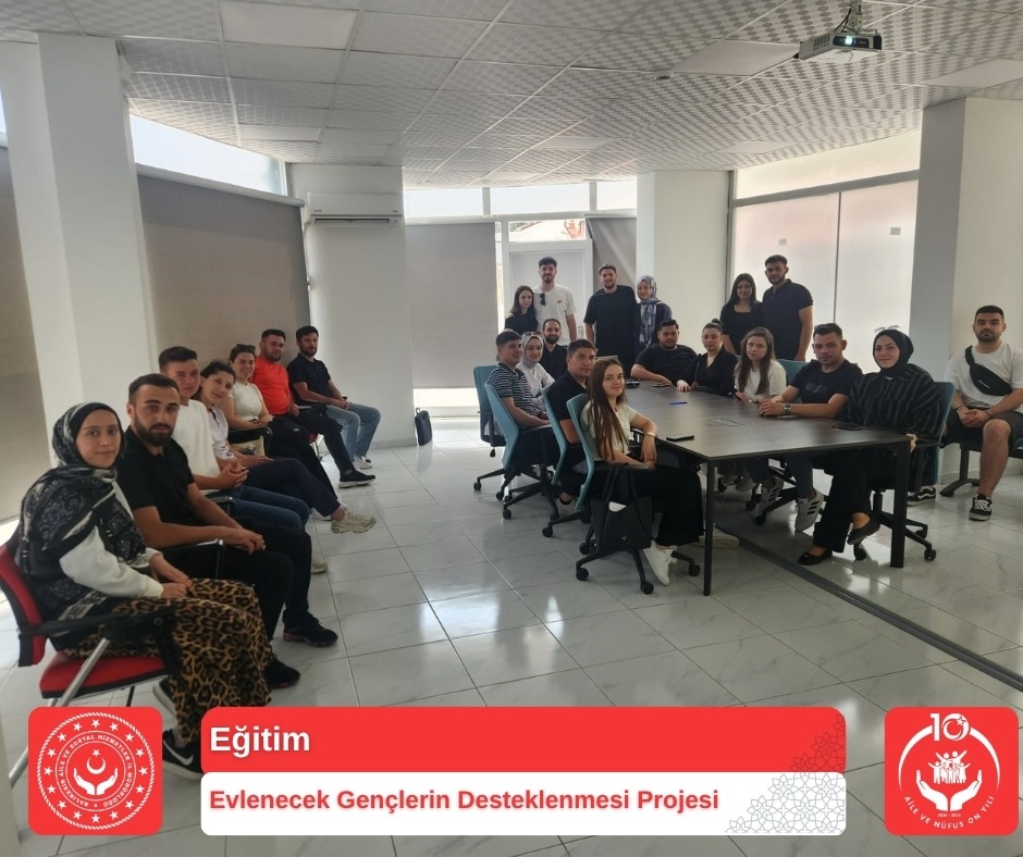 Geleceğin Ailelerine Rehberlik Ediyoruz