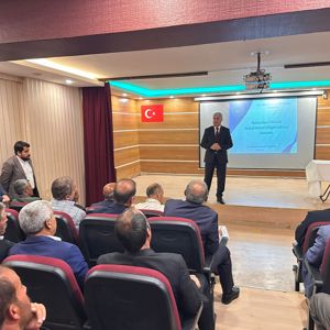 BAŞKALE İLÇEMİZDE GÖREV YAPAN MUHTARLARA SOSYAL HİZMETLER ALANINDA BİLGİLENDİRME TOPLANTISI GERÇEKLEŞTİRİLDİ - fotoğraf 3