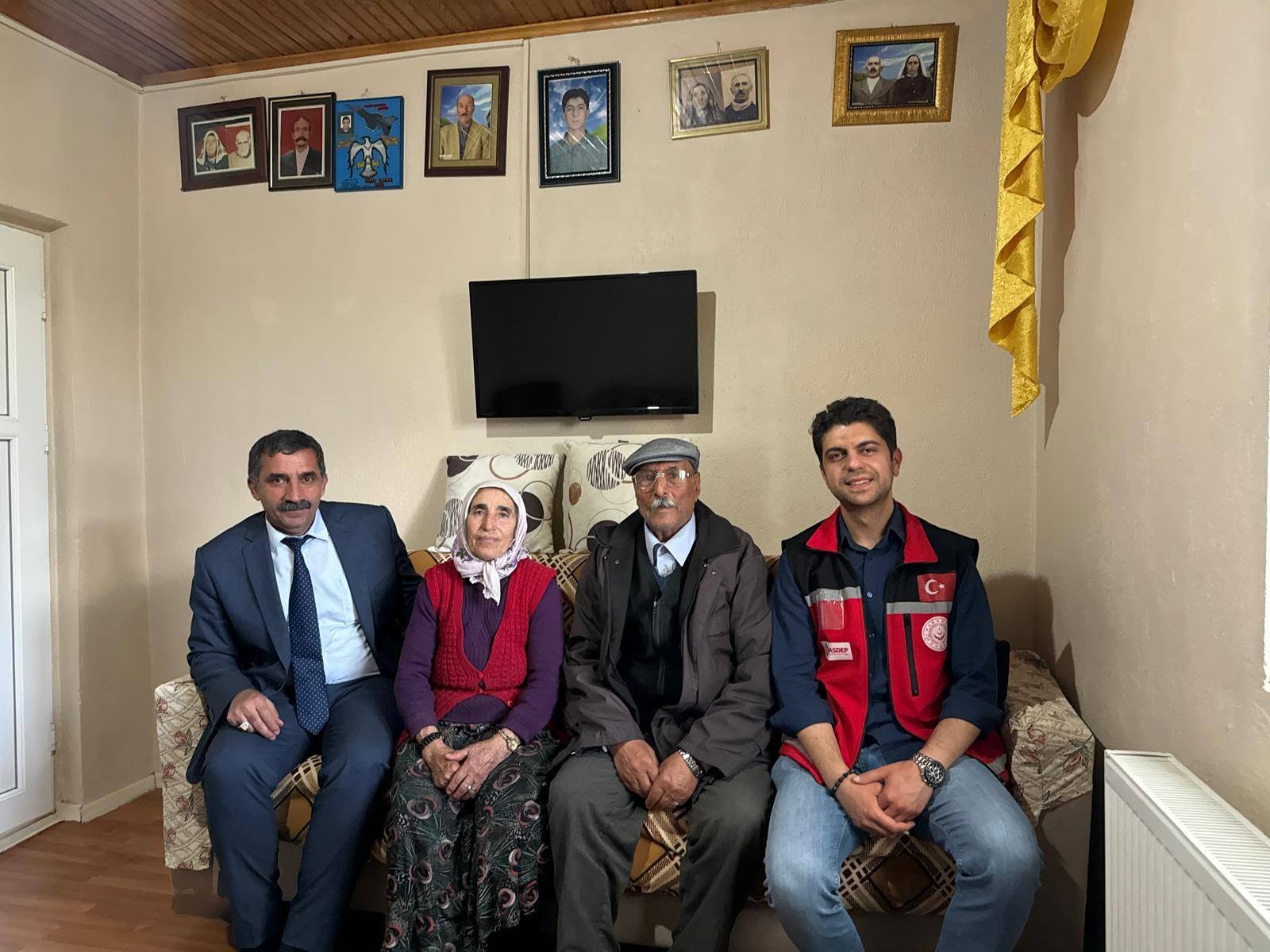 Şehit Annelerine Anneler Günü Ziyareti