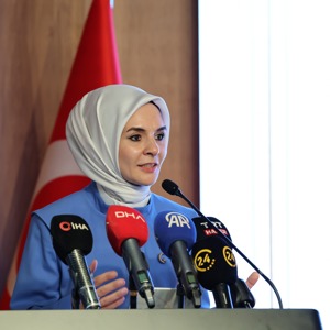 Bakanımız Göktaş, "Aile Olmanın Değeri: Yuva Olmak" programına katıldı - fotoğraf 1