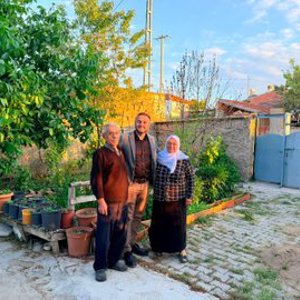  İl Müdürümüz Alper Alp; şehitlerimizin kıymetli ailelerini yalnız bırakmadı. - fotoğraf 2