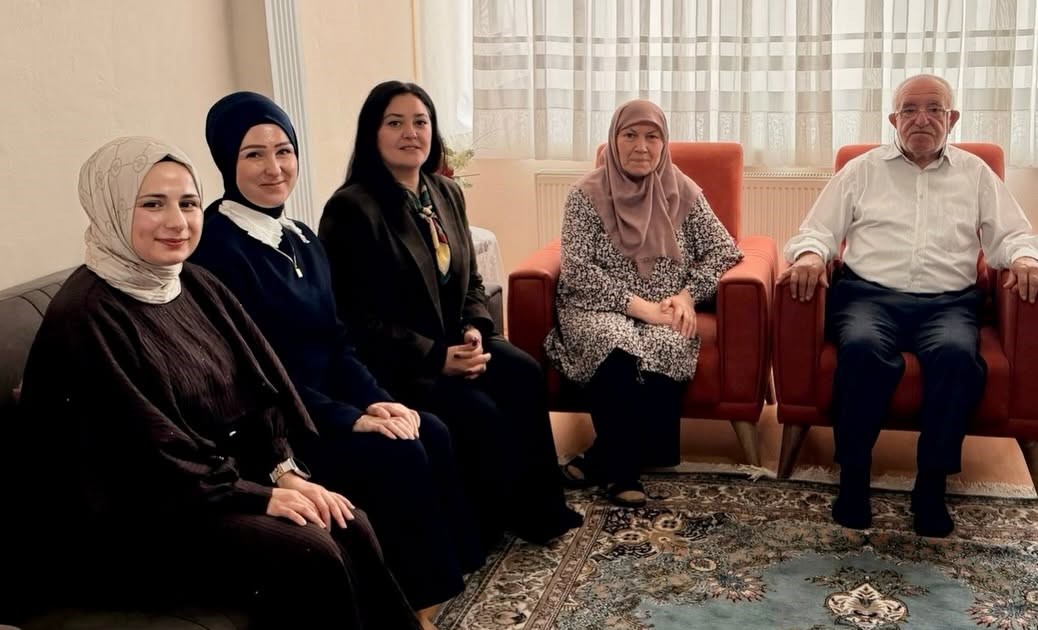  Şehit Ailelerimize ve Kahraman Gazilerimize Bayram Ziyareti