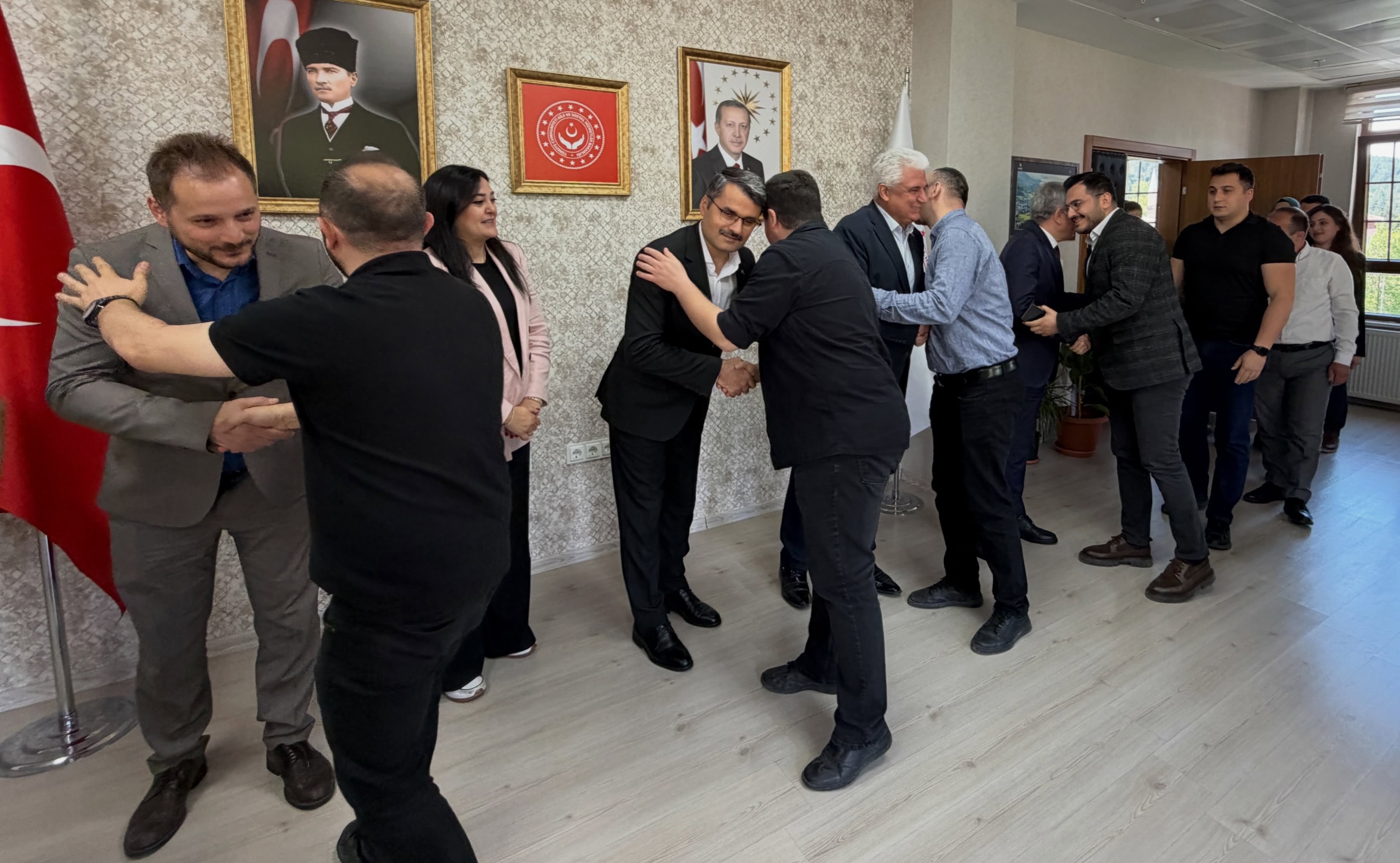 Bayram Sonrası İlk Mesai Gününde Büyük Aile Buluşmamız 