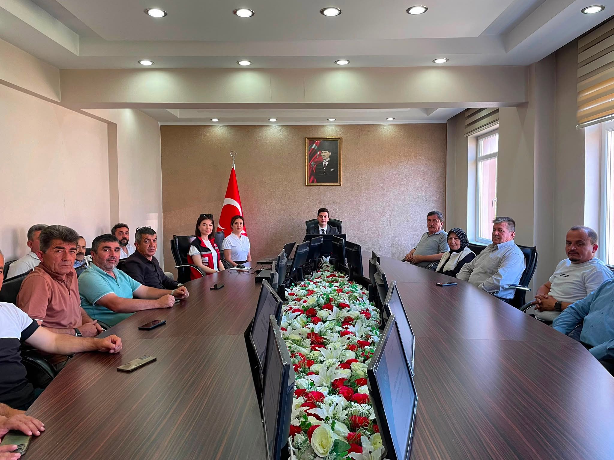 Harmancık’ta Muhtarlara Sosyal Hizmetler ve Sosyal Risk Haritaları Tanıtıldı