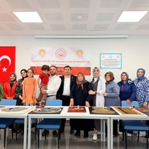 SANATIN İYİLEŞTİRİCİ GÜCÜYLE YÜREKLERE DOKUNDUK: FİLİOGRAFİ KURSUMUZ TAMAMLANDI - fotoğraf 3