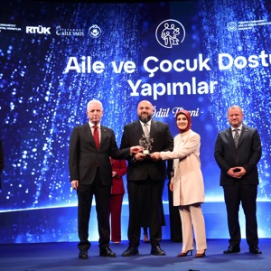 Bakanımız Göktaş, "Dijital Anafor: Ekran Bağımsızlığı Zirvesi"nde konuştu - fotoğraf 5