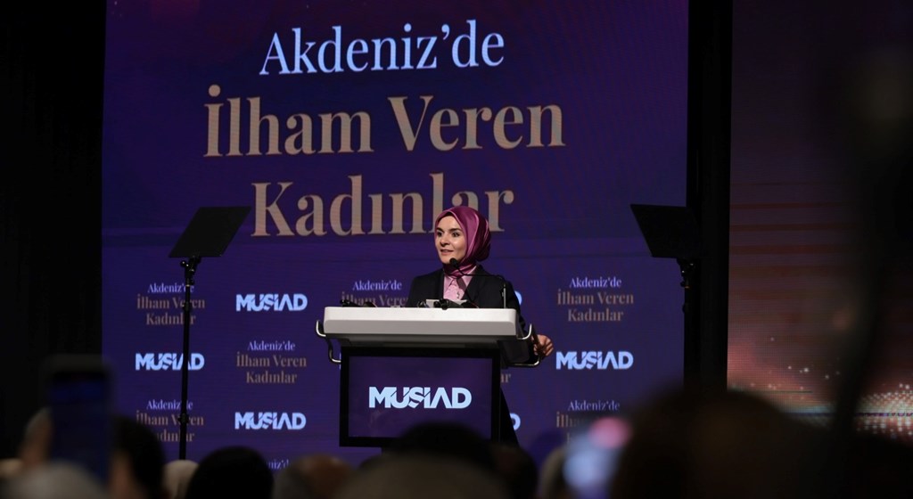 Aile ve Sosyal Hizmetler Bakanımız Göktaş, "Akdeniz'de İlham Veren Kadınlar" programına katıldı
