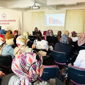 “Teknoloji Bağımlılığını Önleme” Konulu Eğitim Düzenlendi - fotoğraf 1