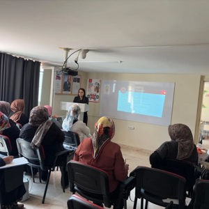 “Kadına Yönelik Şiddet ve Erken Yaşta Evliliklerle Mücadele” Konulu Eğitim Gerçekleştirilmiştir - fotoğraf 1