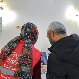 Kadına Yönelik Şiddetle Mücadele kapsamında esnaf ziyaretleri gerçekleştiril - fotoğraf 4