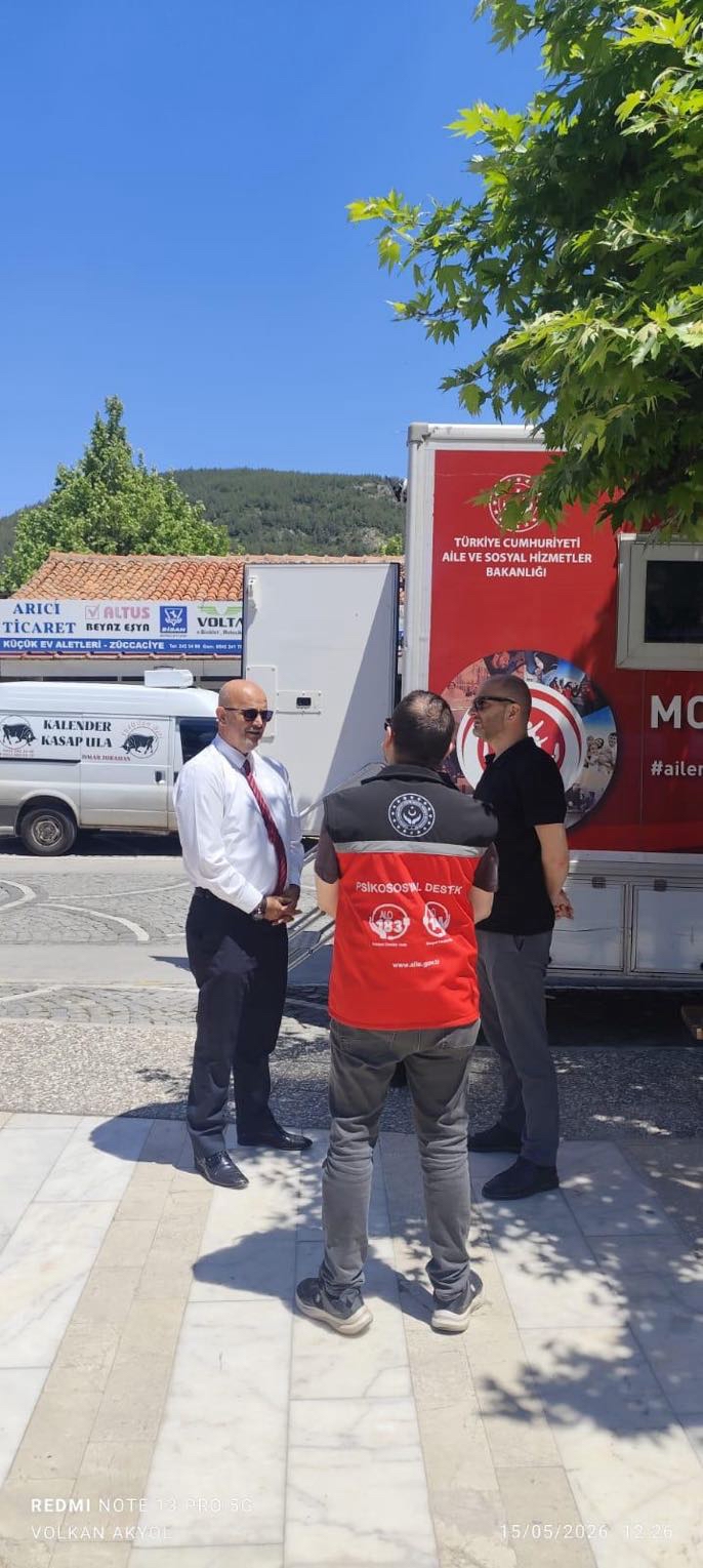 Yerinde Sosyal Hizmet Programı kapsamında Bakanlığımız tarafından hayata geçirilen “Mobil Sosyal Hizmet Aracı”, Ula ilçesinde vatandaşlarla buluşmaya devam etti.