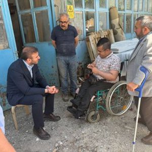 İl Müdürümüz Alper Alp, Sorgun ilçemizde marangozhanesinde el emeği ahşap çocuk oyuncakları üreten ceviz ahşap ustası Vedat Caner ve kıymetli oğlu Buğrahan Caner’i iş yerlerinde ziyaret etti. - fotoğraf 3