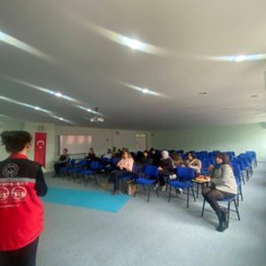 Bozok Üniversitesi Öğrencilerine Şiddetle Mücadele Eğitimi - fotoğraf 1