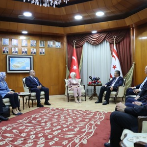 Aile ve Sosyal Hizmetler Bakanımız Göktaş, KKTC'de düzenlenen sempozyumun açılışında konuştu - fotoğraf 7