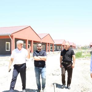 İl Müdürümüz İsmetullah ALTUN, yapımı devam eden Edremit Çocuk Evleri Sitesi ile Edremit Engelsiz Yaşam Bakım ve Rehabilitasyon Merkezinde  incelemelerde bulundu. - fotoğraf 1