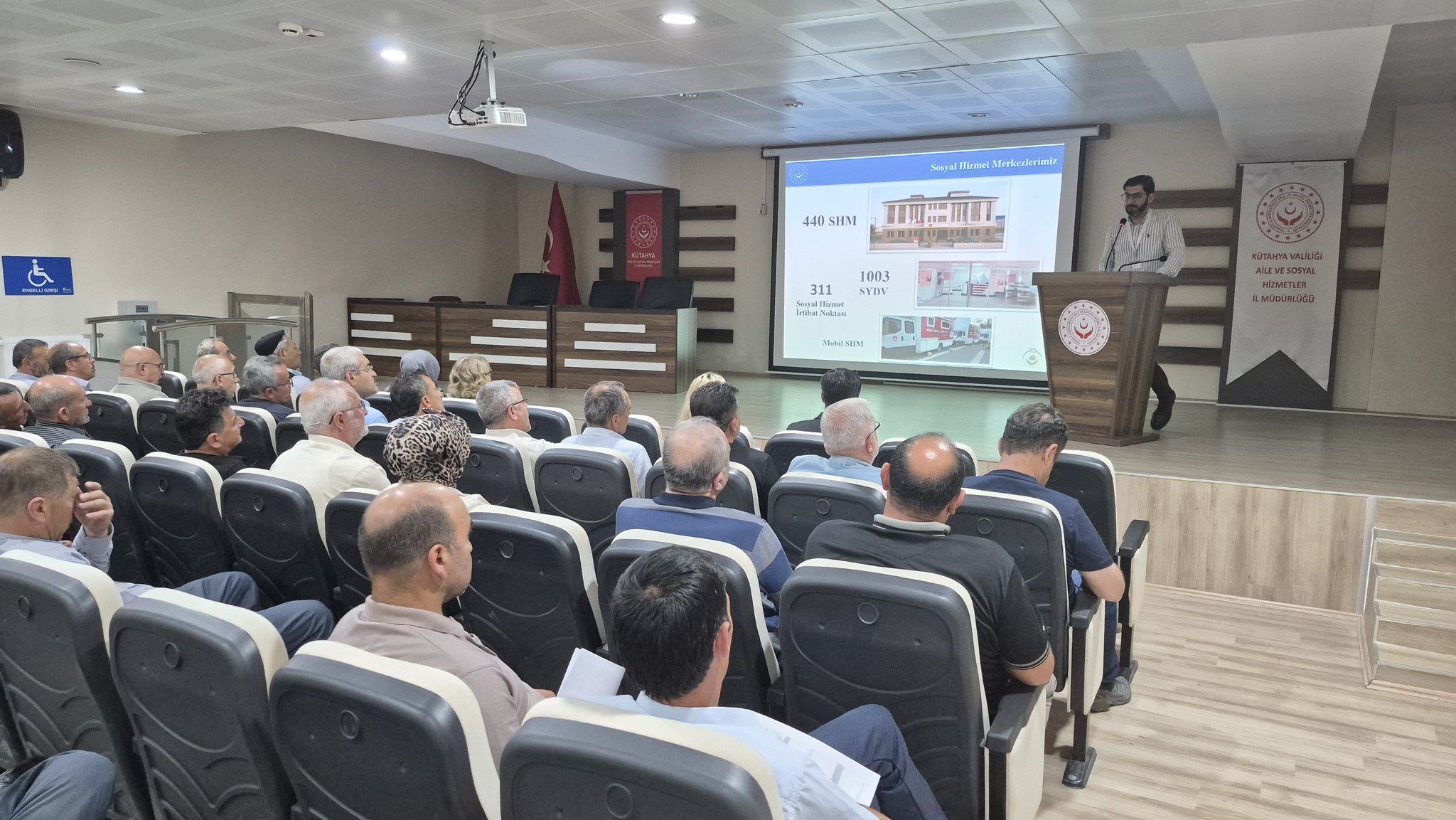 Muhtarlara Yönelik Sosyal Destek Modeli Bilgilendirme Toplantısı Gerçekleştirildi