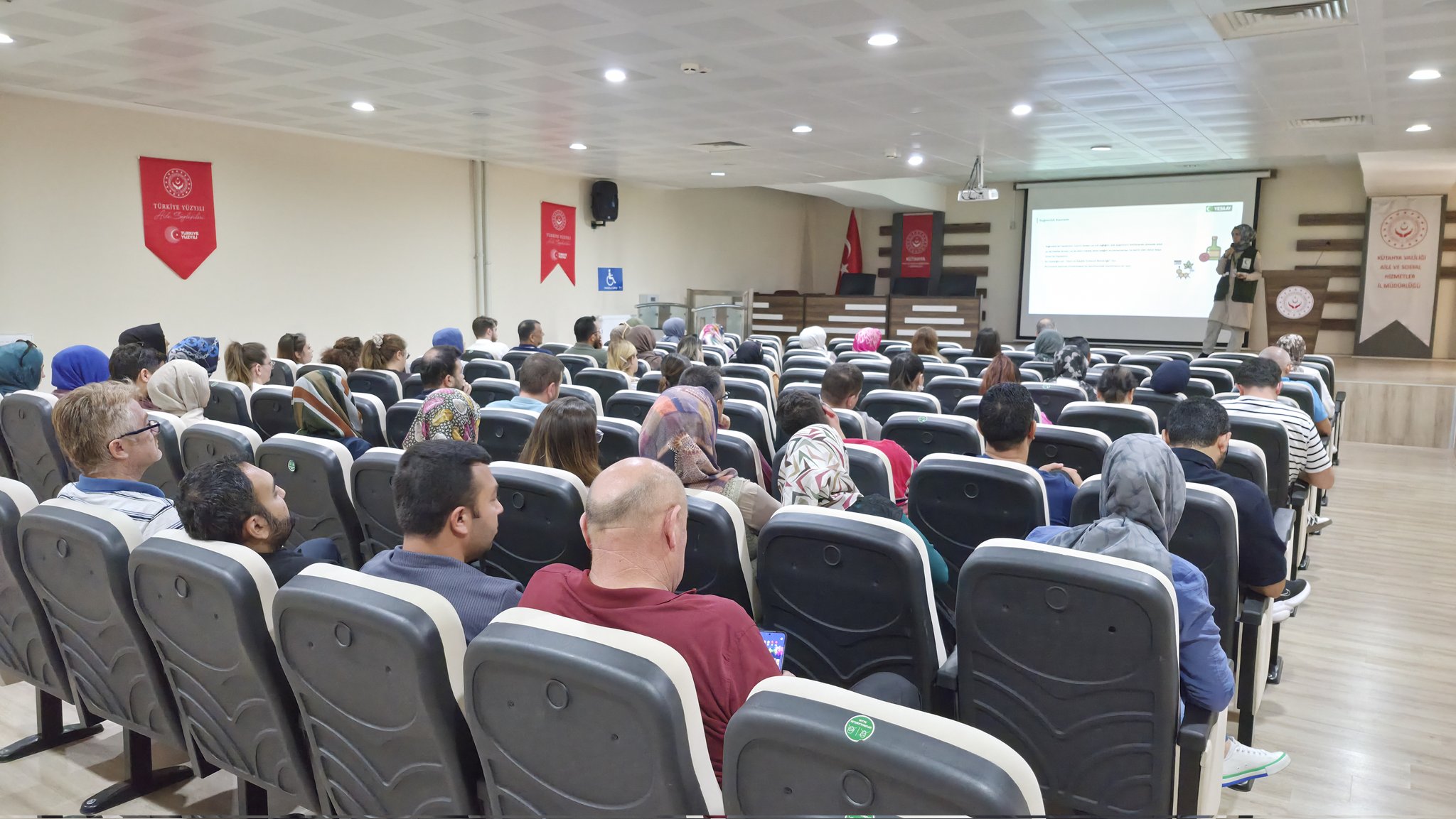 “Bağımlı Bireylere Müdahale” Konulu Eğitim Gerçekleştirildi