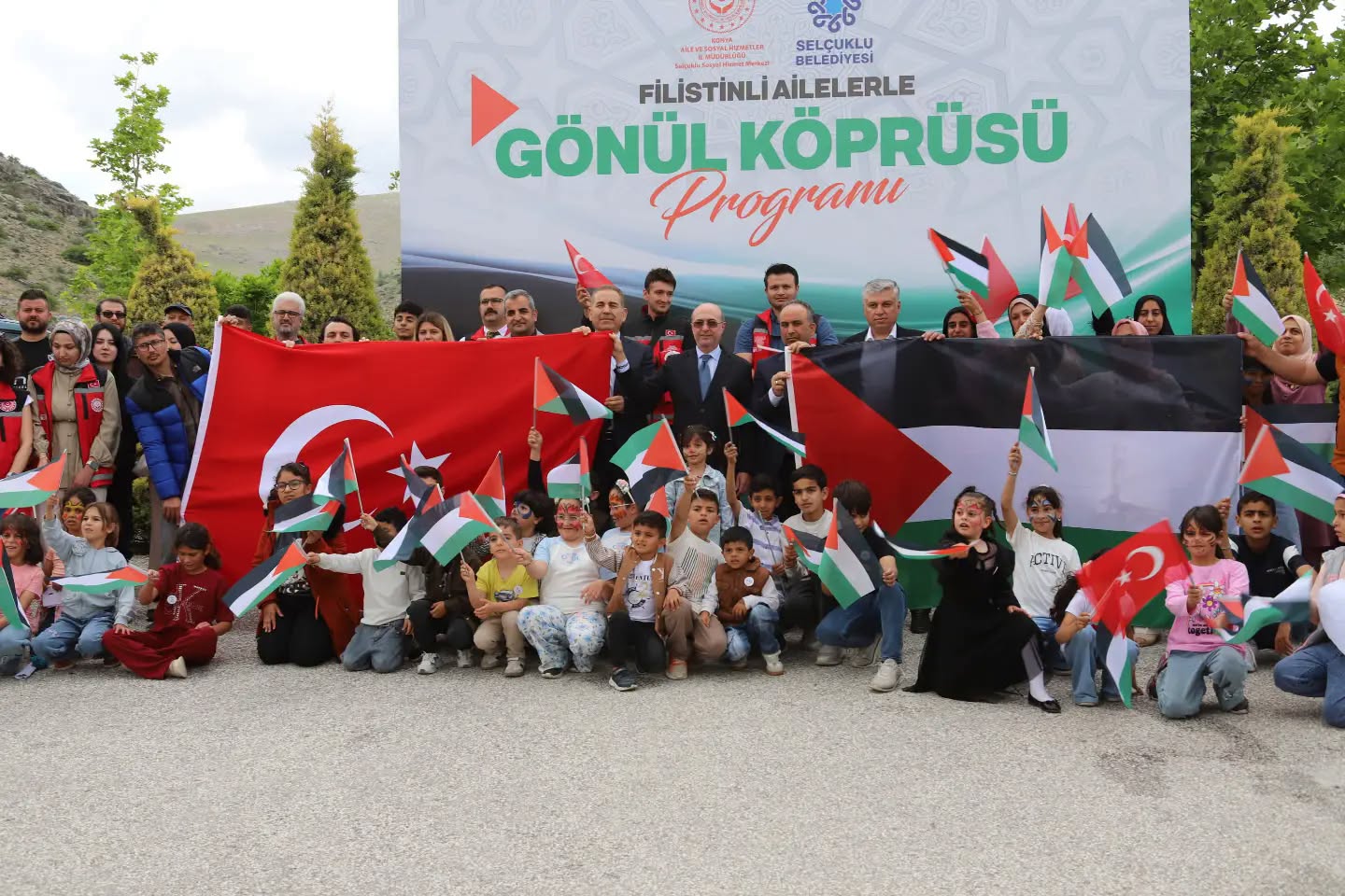 Filistinli Ailelerimizle Sille’de Bir Araya Geldik