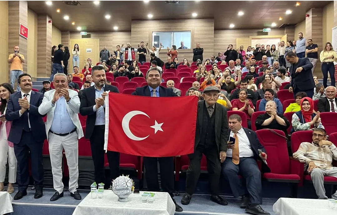 Her engel, biraz daha anlamak ve sevmek için bir çağrıdır…