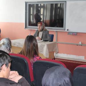Muradiye’de Alpaslan Fen Lisesine Erken Yaşta Evlilik Semineri - fotoğraf 4