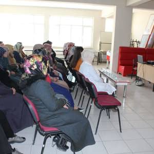 Muradiye’de Halk Eğitim Merkezinde Kadına Yönelik Şiddetle Mücadele Eğitimi - fotoğraf 2