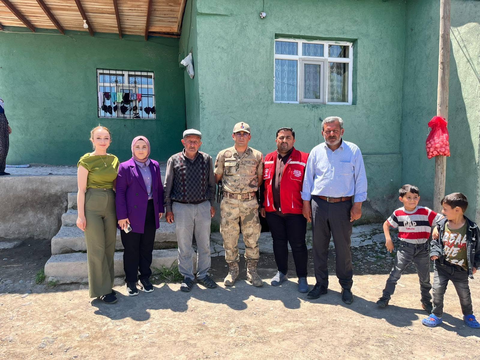 Babalar Günü’nde Şehit Yakınları ve Gazi Ailelerine Ziyaret