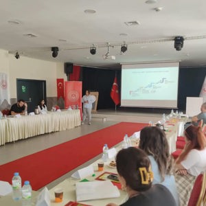 Afet ve Acil Durumlarda Psikososyal Destek Temel Düzey Müdahale Eğitimi Devam Ediyor - fotoğraf 2