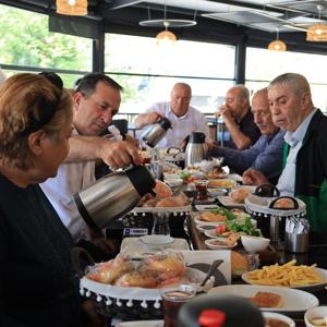 Ulu Çınarlarımızla Kahvaltıda Buluştuk - fotoğraf 3