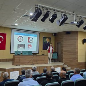 Sosyal Risk Haritası çalışmaları kapsamında mahalle muhtarlarımıza bilgilendirme ve eğitim programı gerçekleştirildi. - fotoğraf 2