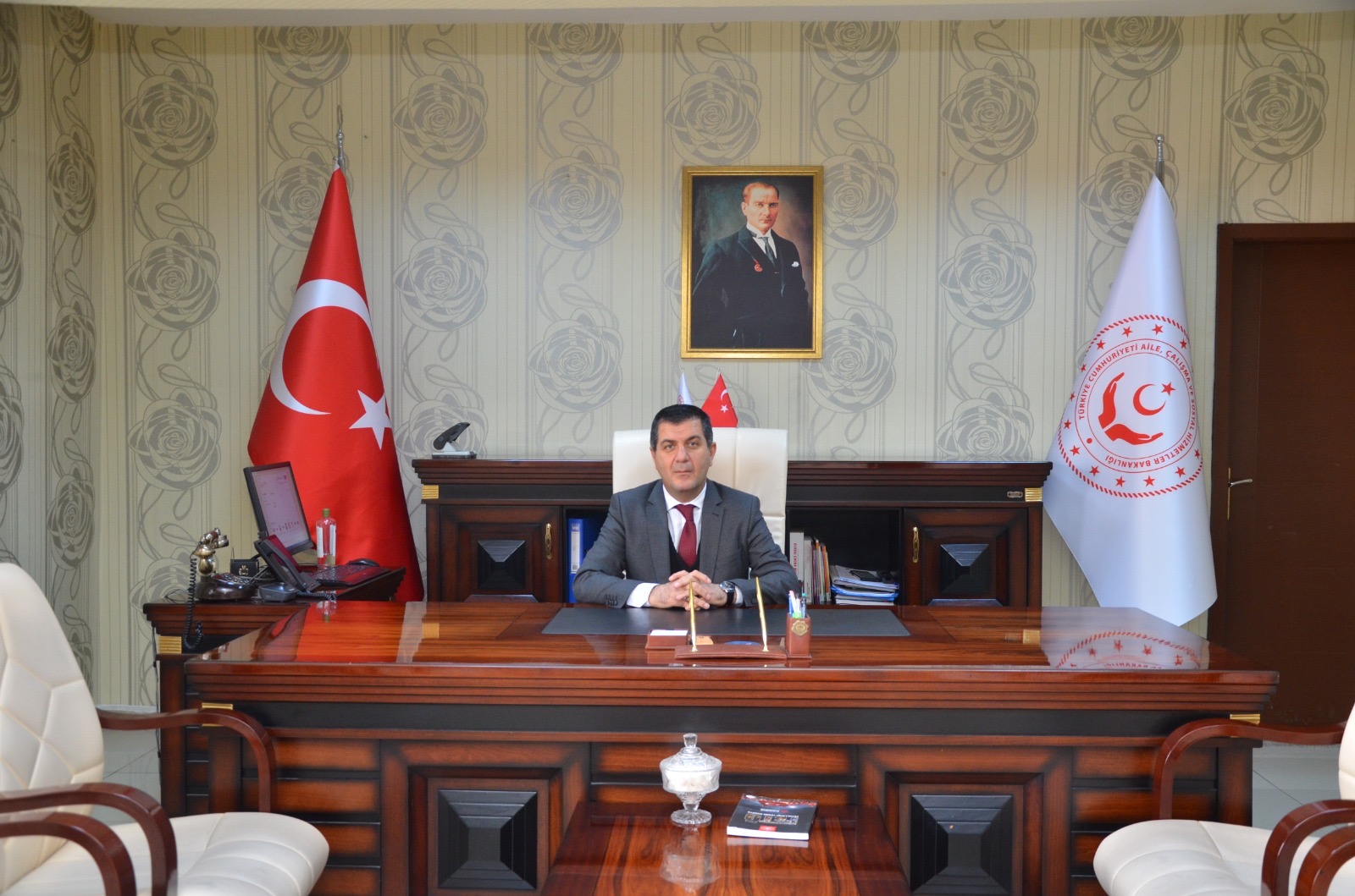 İl Müdürümüz Tarık                          KUŞMAN’ın 7 - 14 Ocak Beyaz Baston Görme Engelliler Haftası Tebrik Mesajı