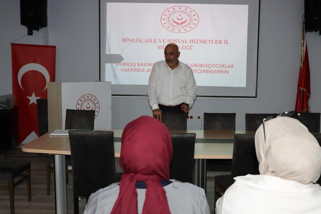 İl Müdürlüğümüz bünyesinde çocuk hizmetleri alanında görev yapan personelimize yönelik hizmet içi eğitim programı gerçekleştirildi.