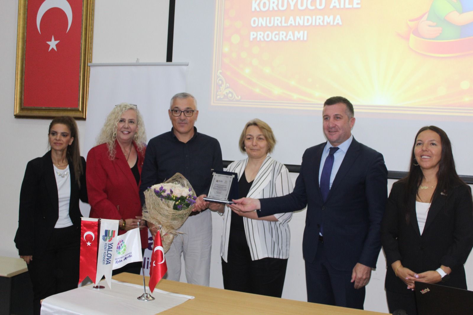 “Yılın Babası ve Koruyucu Aile Onurlandırma Programı”nda Aile Sevgisinin Gücü Vurgulandı