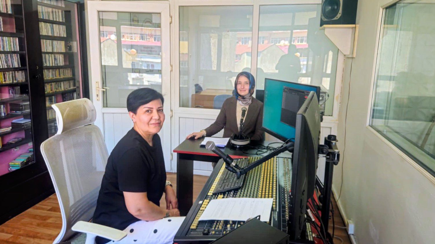 30 Haziran Koruyucu Aile Günü Kapsamında Flash Radyo’da Tanıtım Programı Gerçekleştirildi
