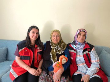 Geleceği sevgiyle büyüten, bu büyük sorumluluğu devletimizle paylaşan kalbi güzel ailelerimizin yanındaydık! 