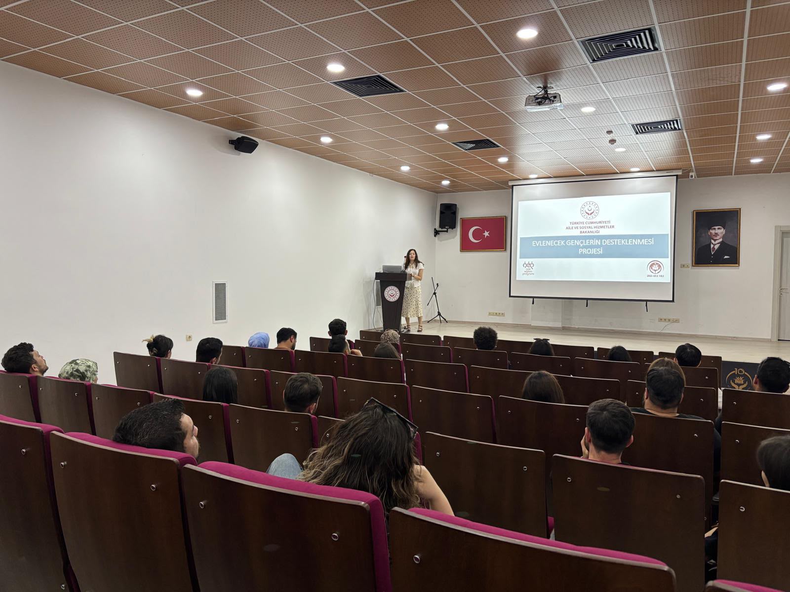 Evlilik Kredisi Kapsamındaki Çiftlere Evlilik Öncesi Eğitim Verildi.