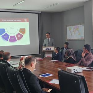 “Sosyal Risk Haritaları” çalışması kapsamında toplantı gerçekleştirildi. - fotoğraf 3