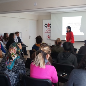 AEP (Aile Eğitim Programı) Eğitimleri Devam Ediyor - fotoğraf 12